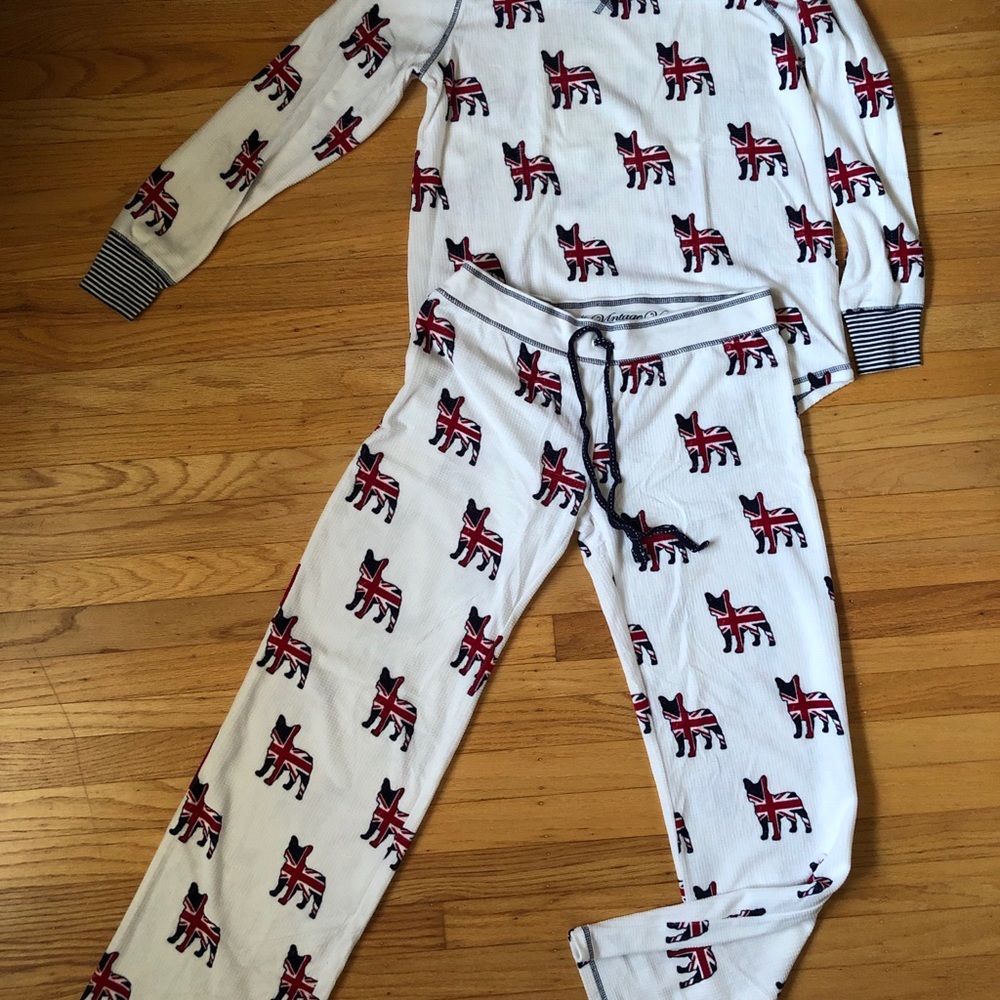 PJ Salvage 'British Lily' Two-Piece Pajamas M/38
